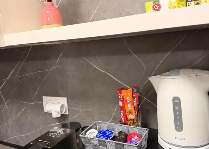 Danny Welcomes * Бургас