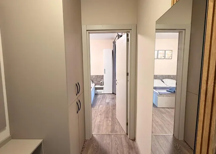 Apartment Danny Welcomes